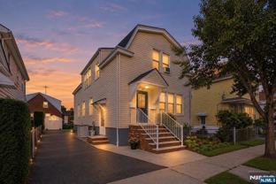 97 Bergen St #1stFL - Photo 1 of 1