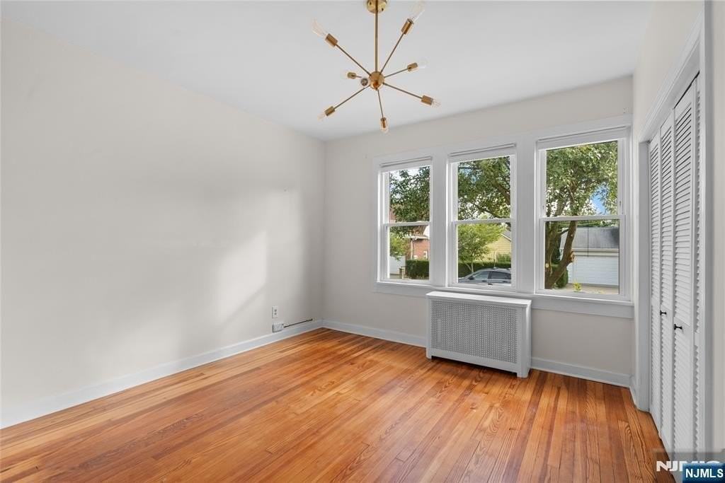 97 Bergen St #1stFL - Photo 6 of 18