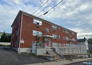 26 Clinton St #4A - Photo 1 of 1