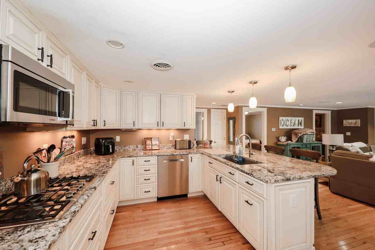 92 Kings Hwy - Photo 6 of 50