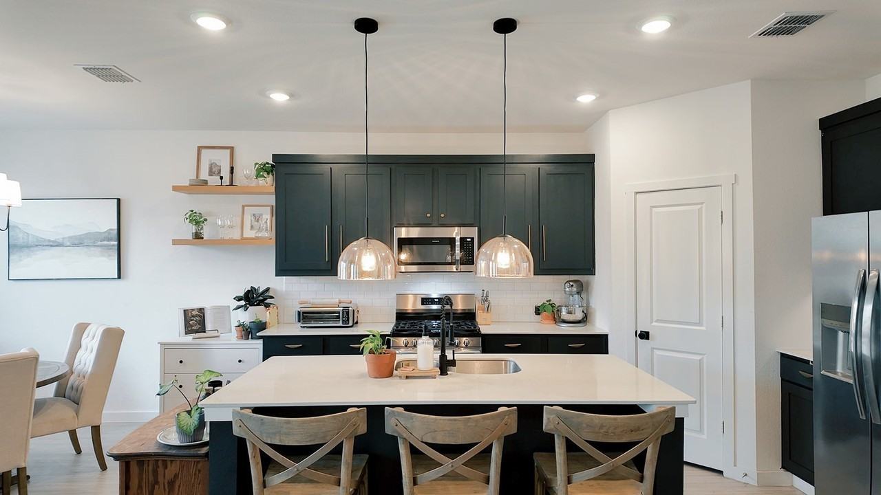 319 Sedalia Trl - Photo 2 of 27