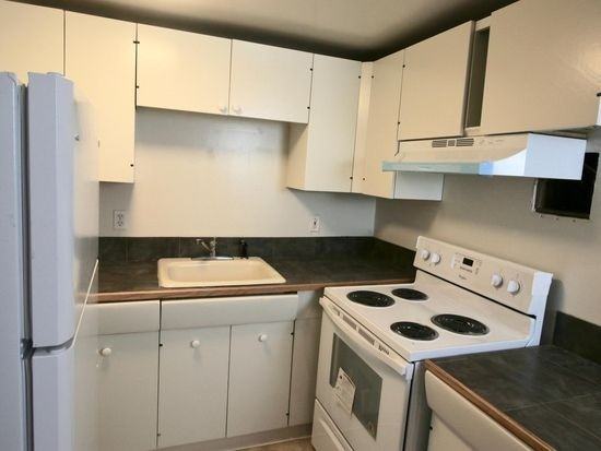 7439 Corliss Ave N - Photo 3 of 6