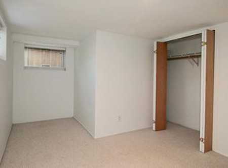 7439 Corliss Ave N - Photo 5 of 6
