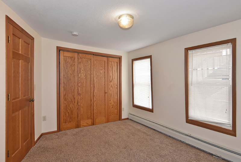 9 1st St Sw #1 - Photo 6 of 10