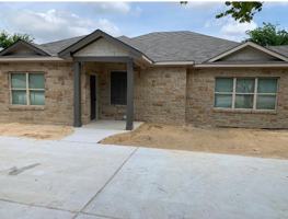 featured image of 1003 W 2nd St #B