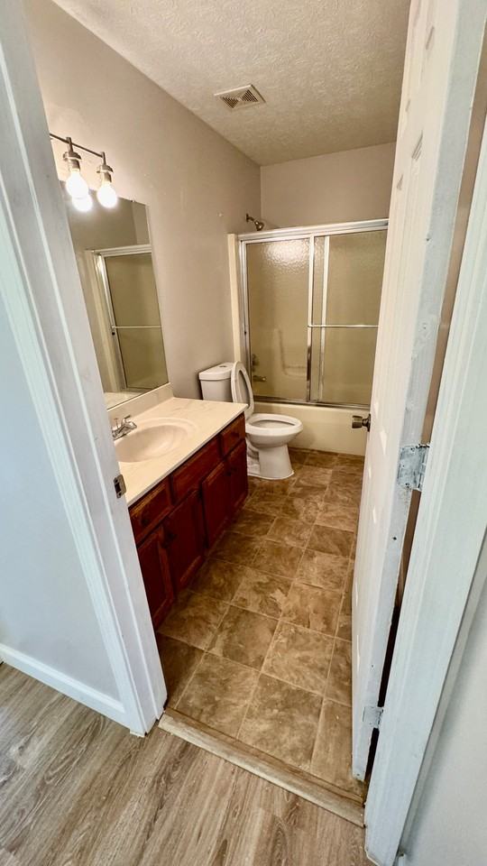 79 Dickey Ave - Photo 4 of 20