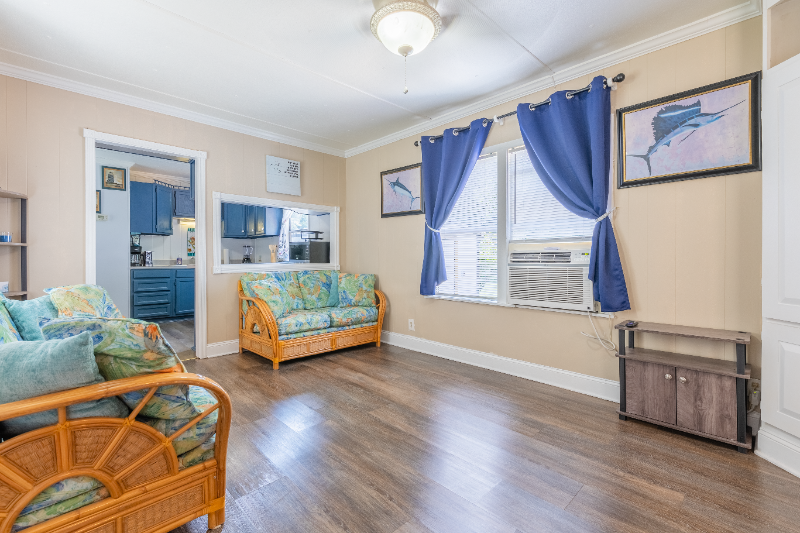 549 W Beaufort Rd - Photo 7 of 30