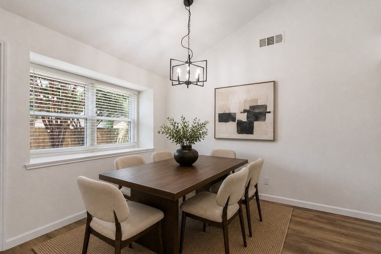 2429 Chestnut Way - Photo 7 of 17