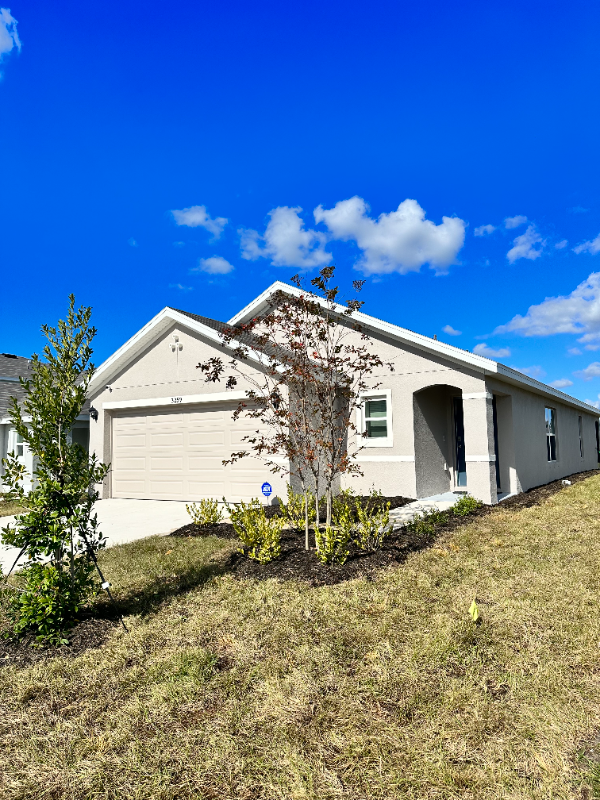 3259 Rock Sound St - Photo 4 of 39