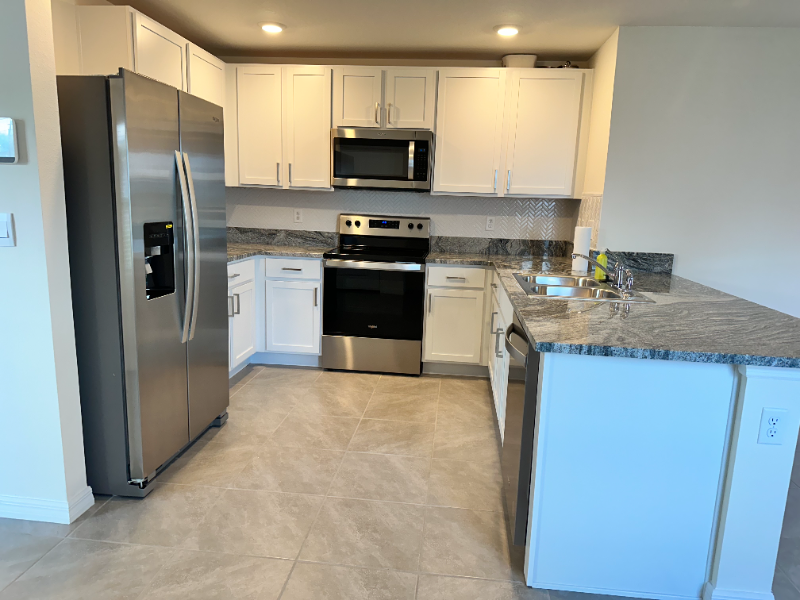 3259 Rock Sound St - Photo 7 of 39