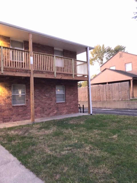 3106 N 51st Ter #B - Photo 5 of 8