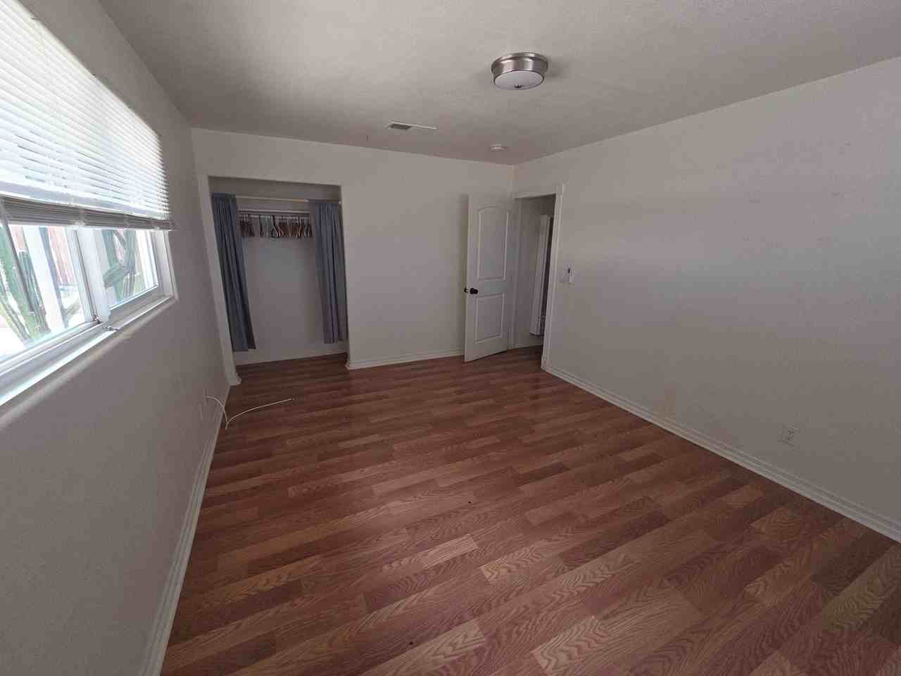 9531 E Avenue T - Photo 7 of 8