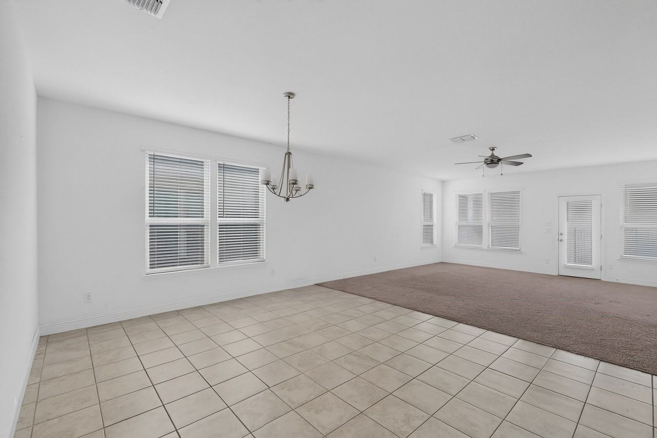 600 Bronze Forest Dr - Photo 5 of 40