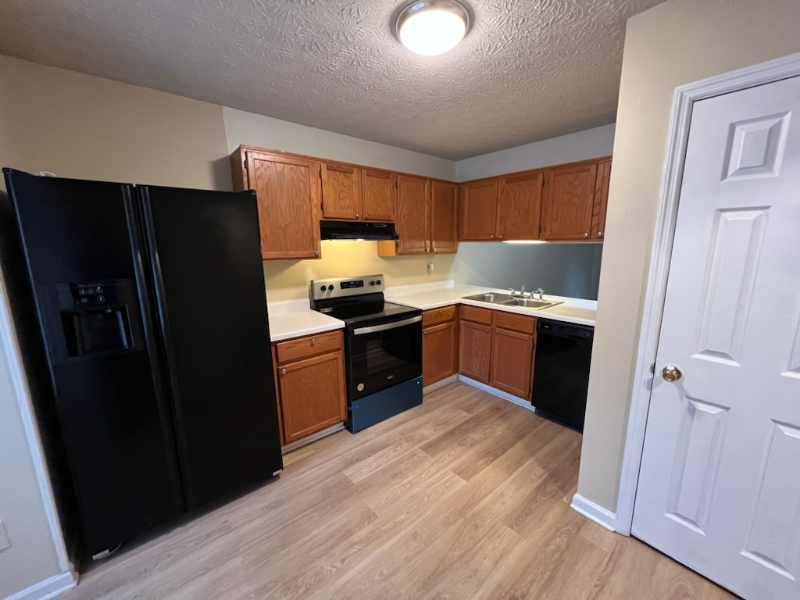 3824 Meadow Green Ct - Photo 4 of 13