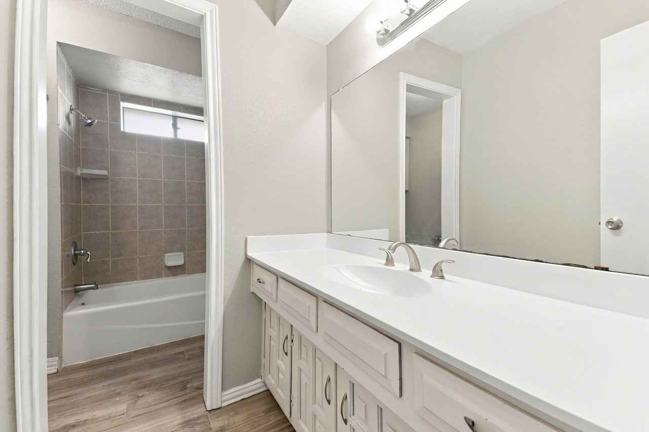 2865 Meadowbrook Dr - Photo 7 of 19