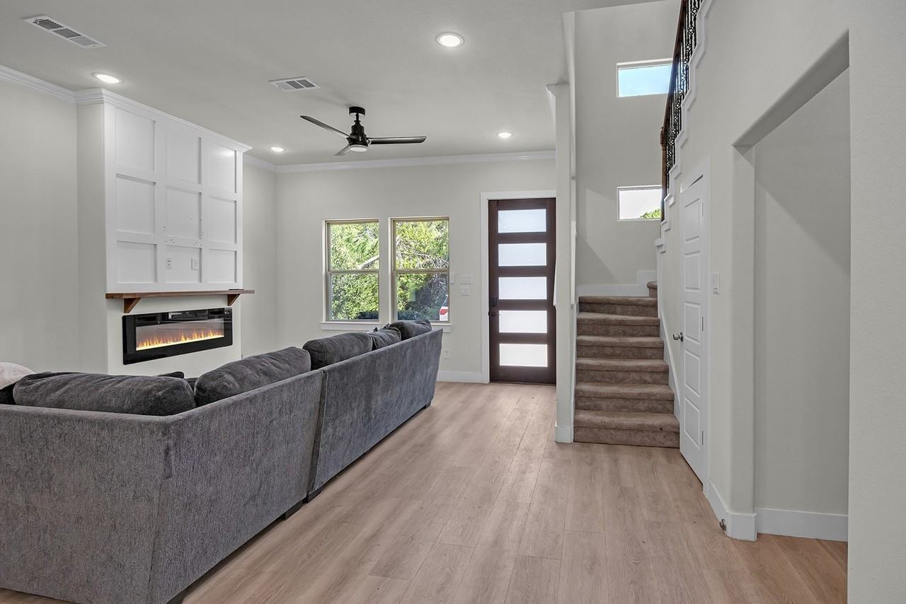 5511 Black Pine Cir - Photo 6 of 27