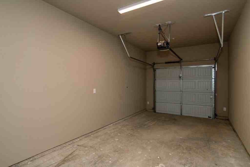 613 Wheatfield Dr - Photo 3 of 16