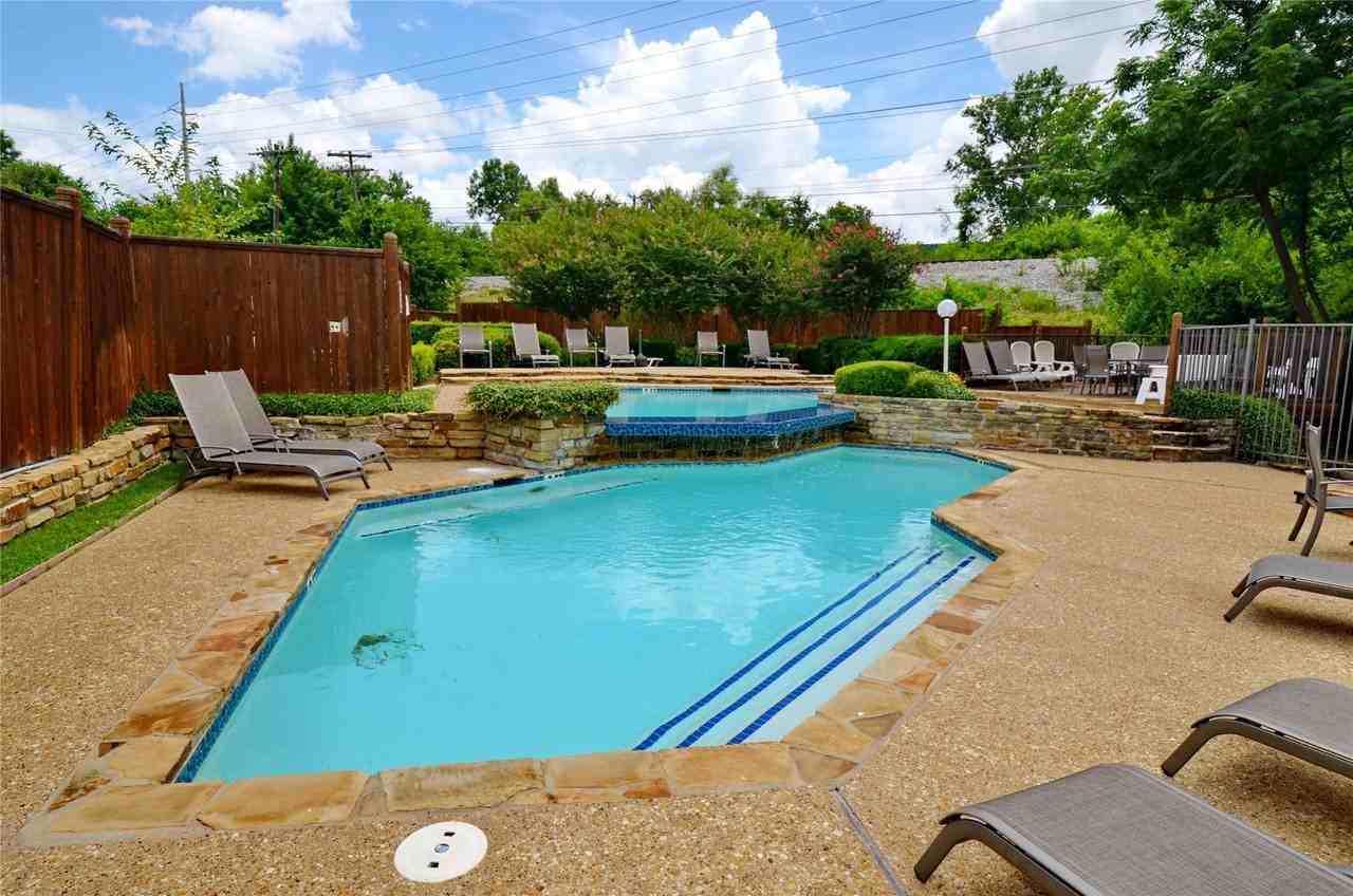 2610 Lakehill Ln #3B - Photo 7 of 23