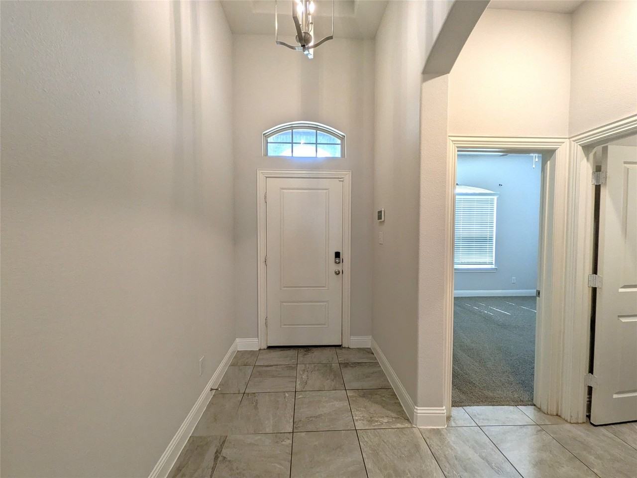 1409 Summit View Ln - Photo 6 of 39