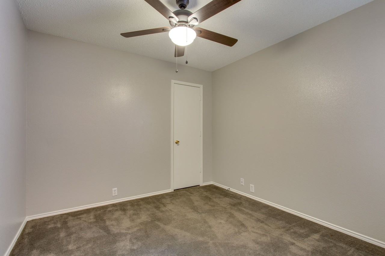 3141 Briary Trace Ct - Photo 6 of 26