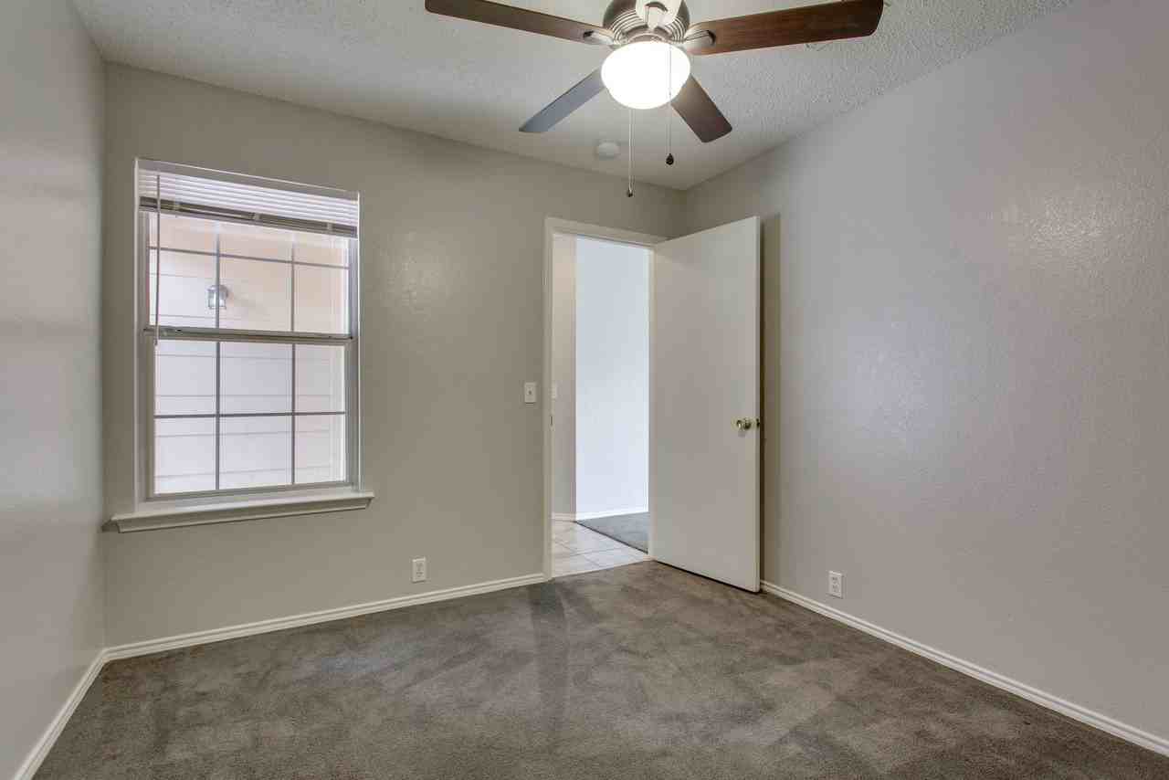 3141 Briary Trace Ct - Photo 7 of 26