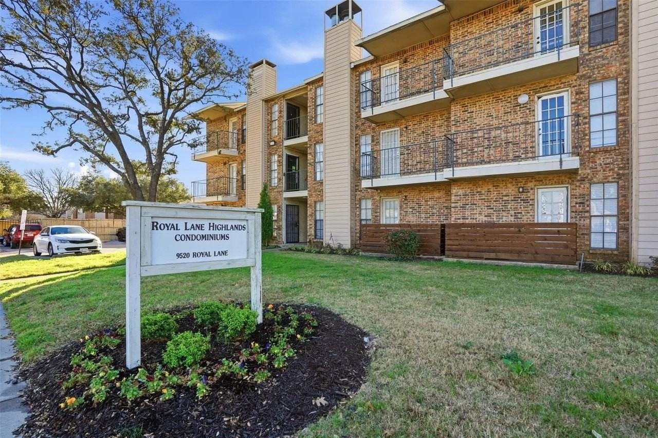 9520 Royal Ln #305A