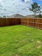 7701 Thornton Dr - Photo 4 of 22
