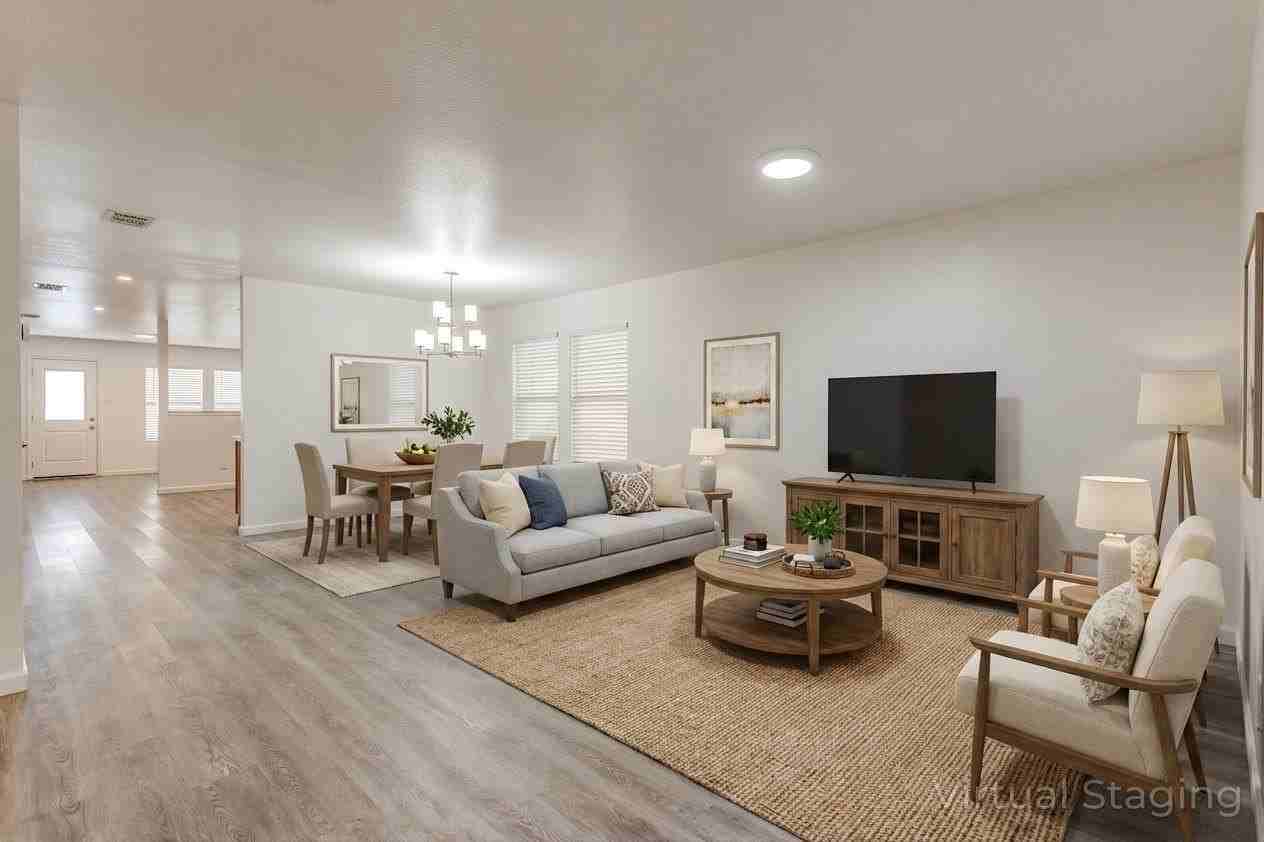 1616 Diamond Lake Trl - Photo 3 of 35