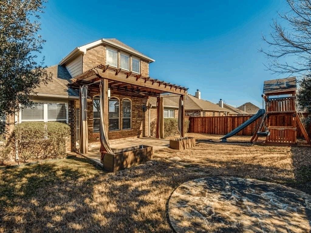 11257 Corsicana Dr - Photo 3 of 6