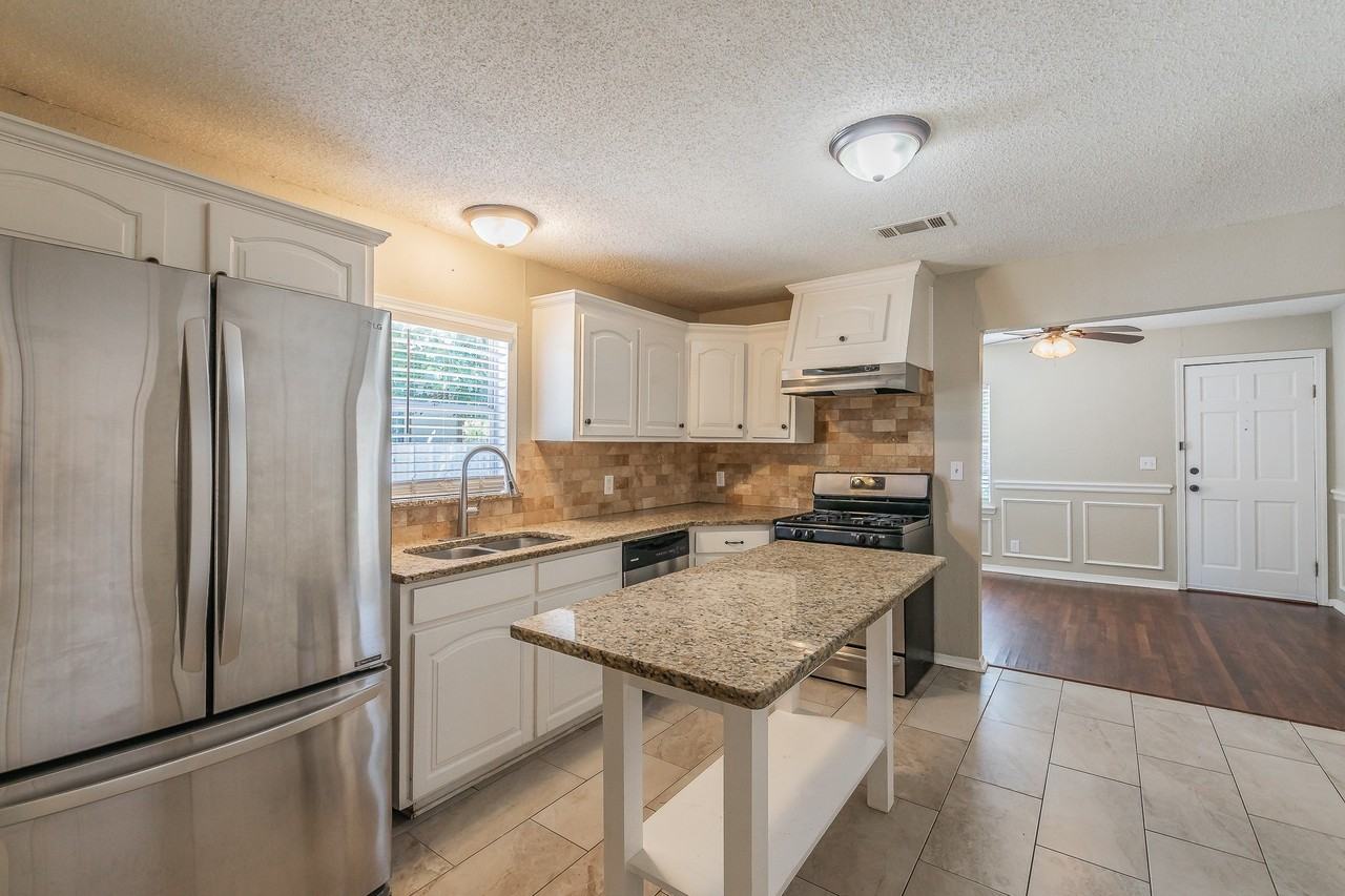 3144 Olive Pl - Photo 7 of 25