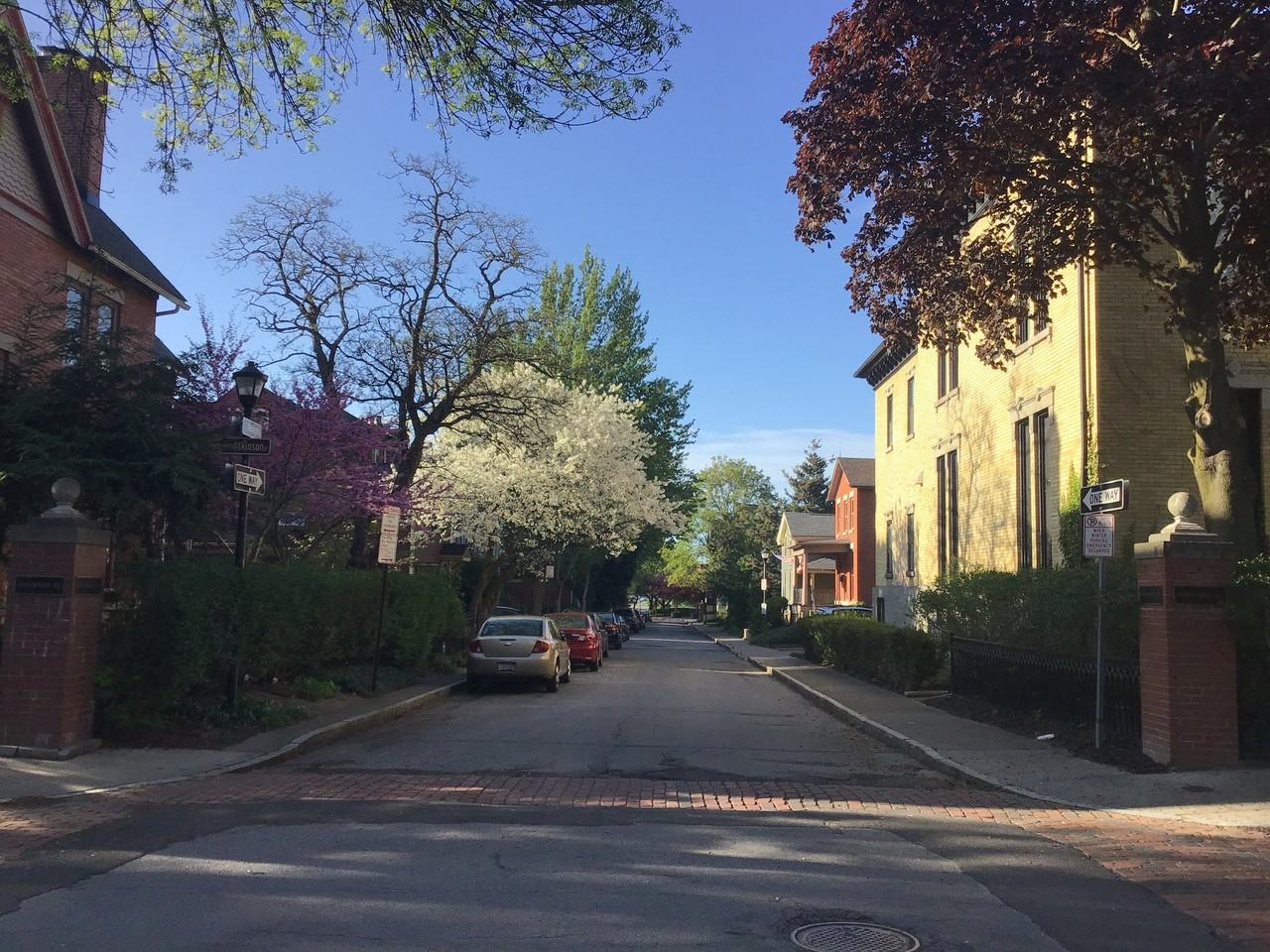 101 Troup St #6 - Photo 2 of 11