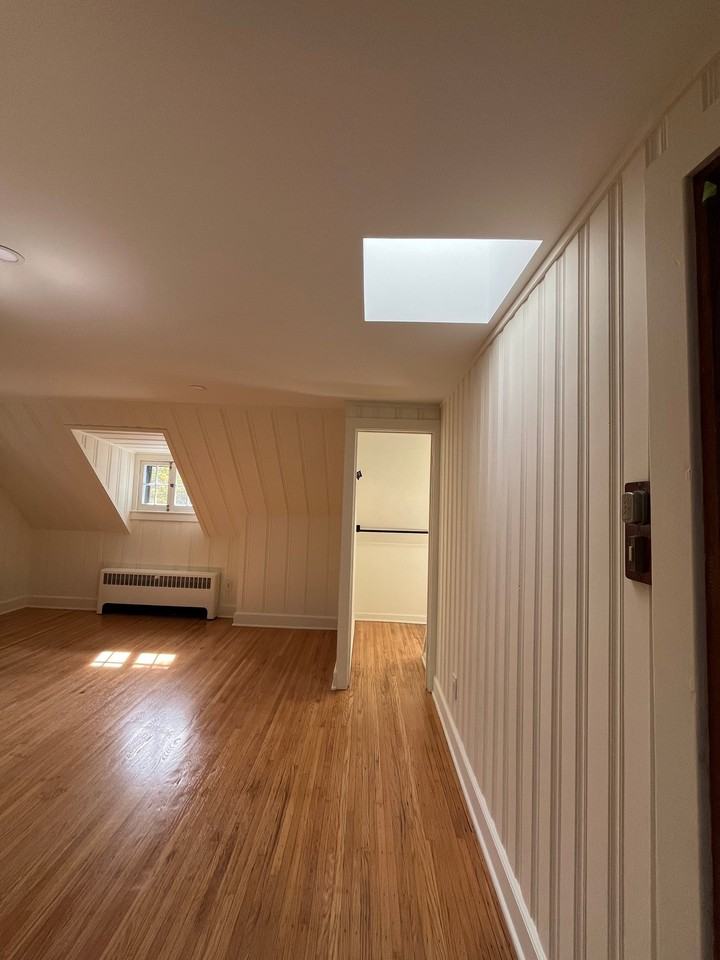 101 Troup St #6 - Photo 6 of 11