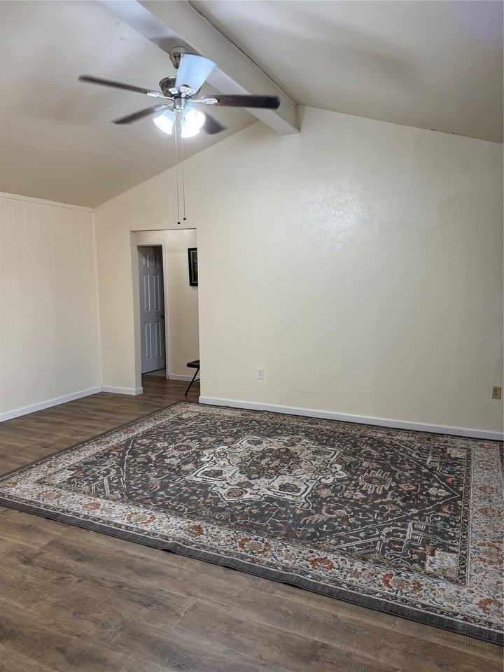 2820 Laramie St - Photo 5 of 12