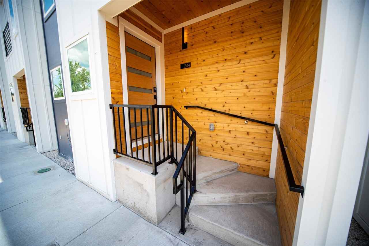 2804 Weisenberger St #233 - Photo 2 of 19