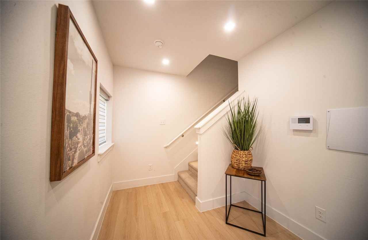 2804 Weisenberger St #233 - Photo 4 of 19