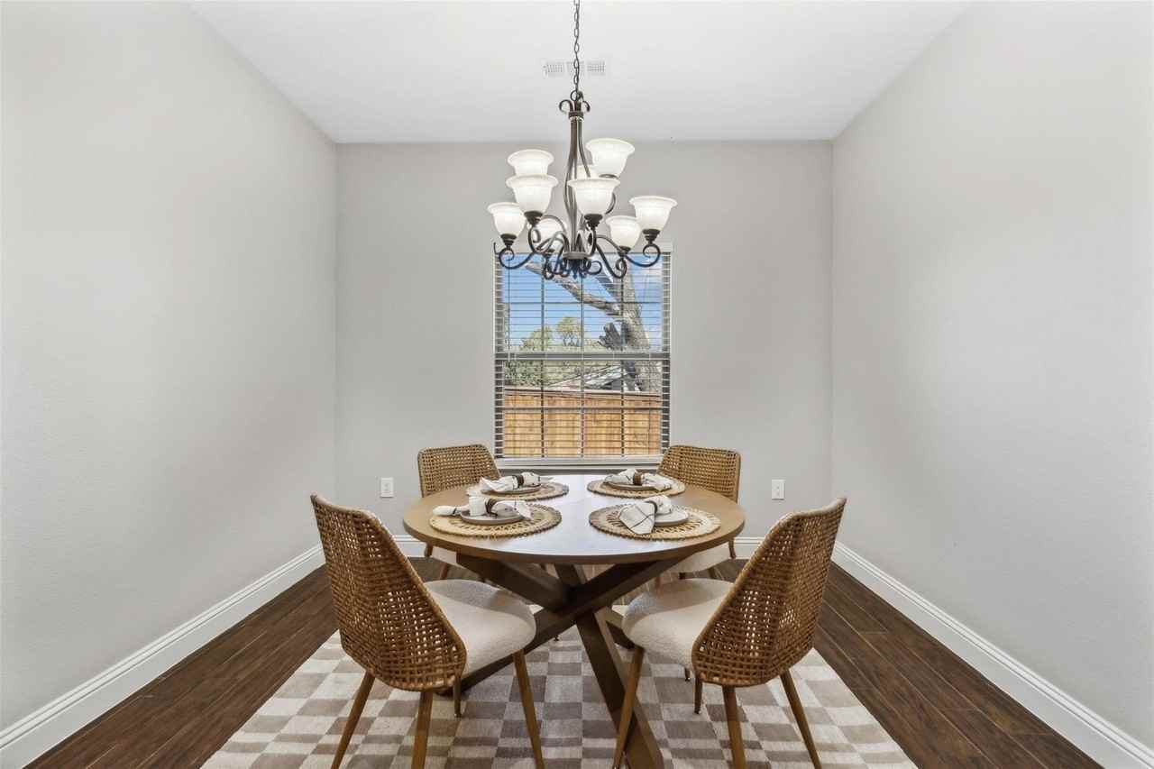 4662 Barbara Rd - Photo 7 of 14