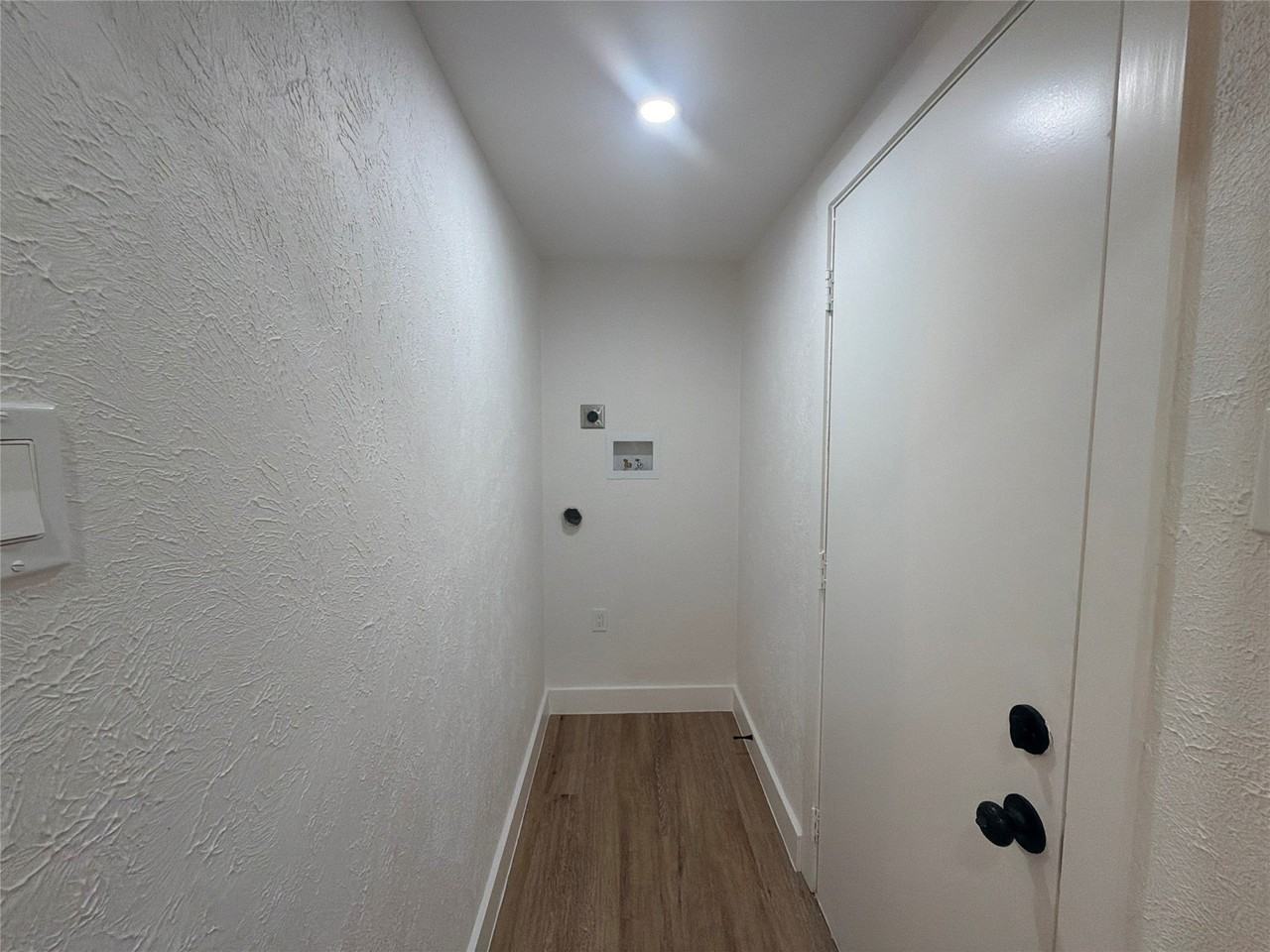 2309 Ballycastle Dr - Photo 5 of 13