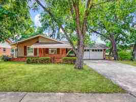 featured image of 2222 Woodoak Dr