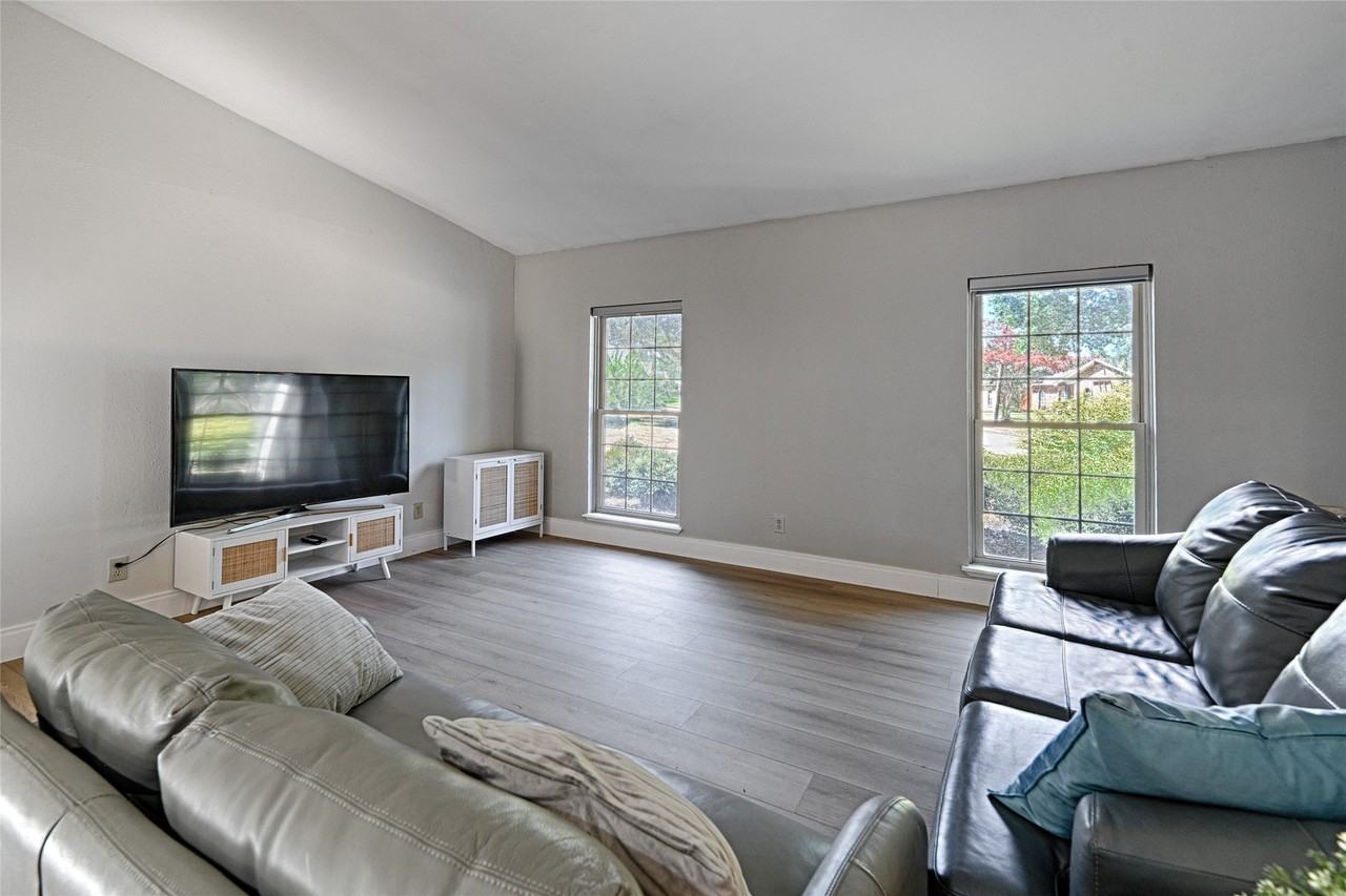 6536 Mesquite Trl - Photo 2 of 18