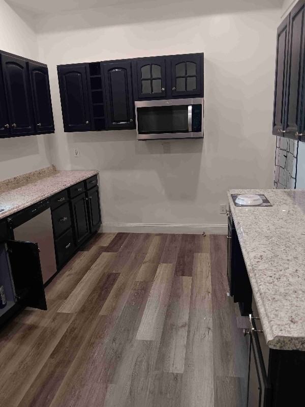 727 Mary St - Photo 7 of 12