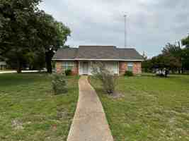 featured image of 298 Nally St