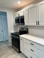 featured image of 2 N Ferry St