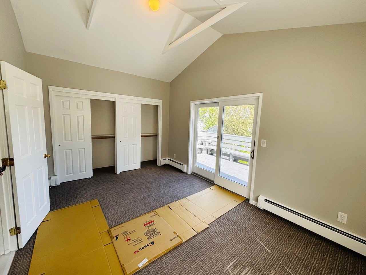 75 Mcloughlin St - Photo 6 of 9