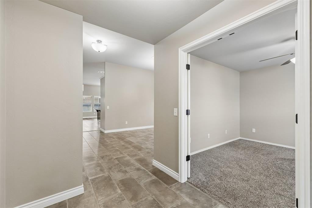 15521 Boulder Dr - Photo 4 of 45