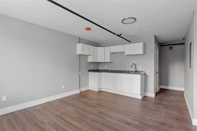 37 Manchester St #A - Photo 3 of 8