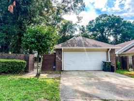 8101 Treetop Ln - Photo 1 of 1