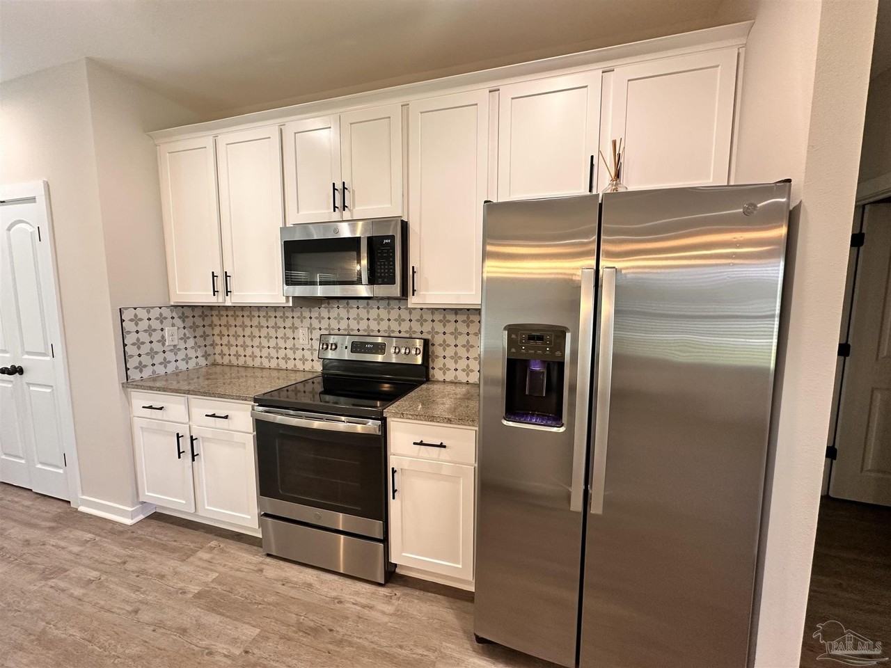726 Giese Ln - Photo 6 of 23
