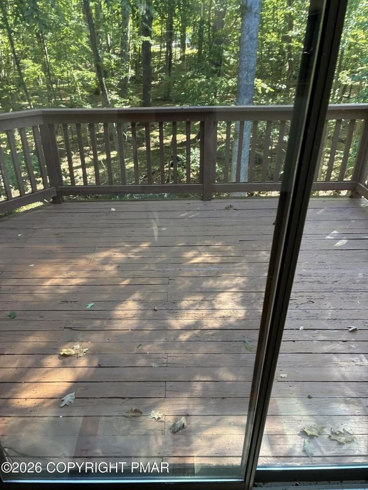 419 Tudor Ct - Photo 5 of 18