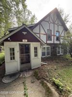 featured image of 6 Knob Rd