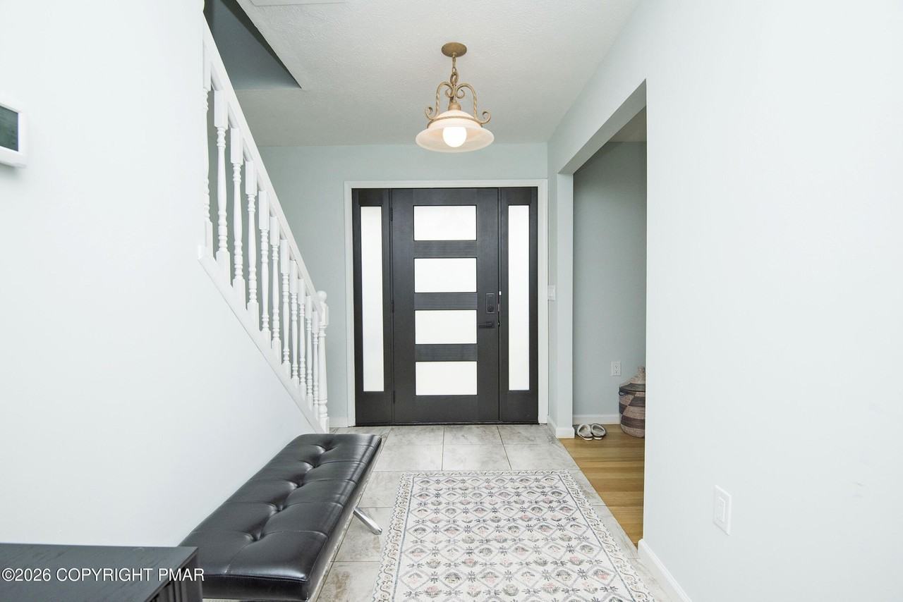 163 Arthur Ln - Photo 5 of 35